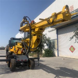 750輪式隧道鉆機，專業(yè)隧道鉆機廠家